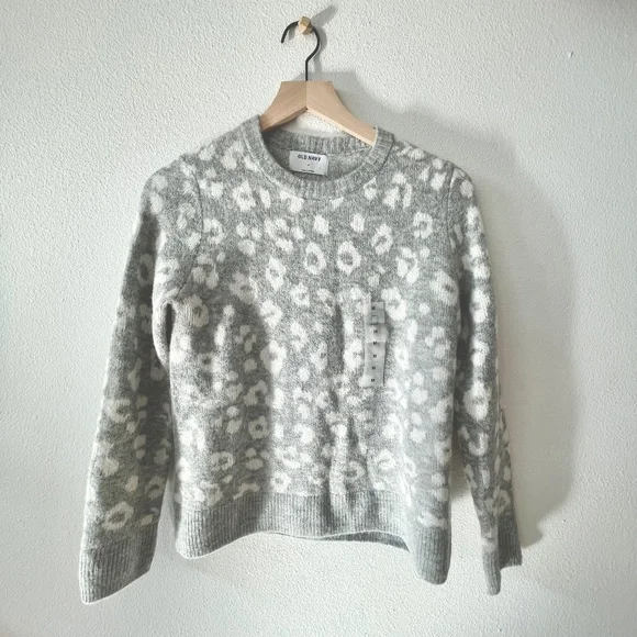 Old Navy Sweaters Old Navy Cozy Leopard Print Sweater Nwt